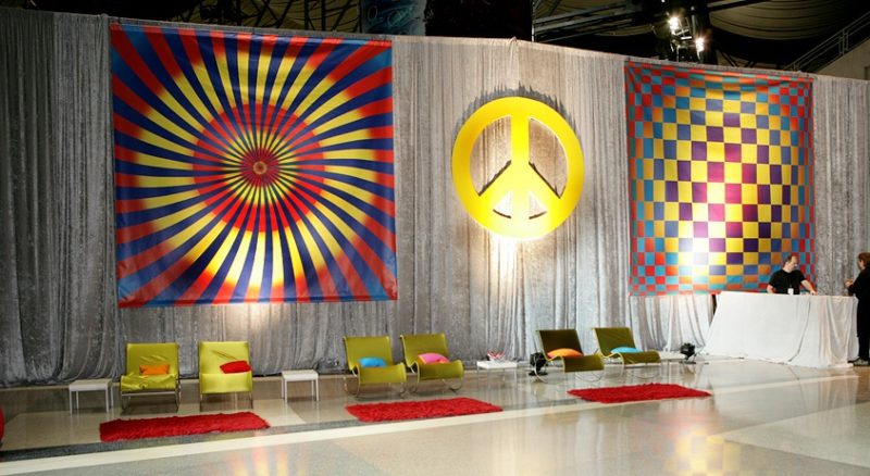 Decor and design for a corporate event in Detroit