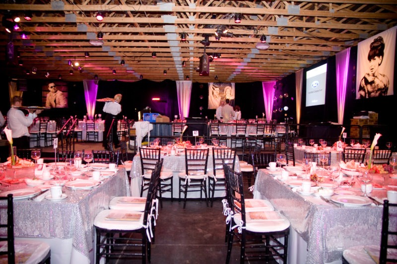 Tables and chairs for corporate events in Detroit