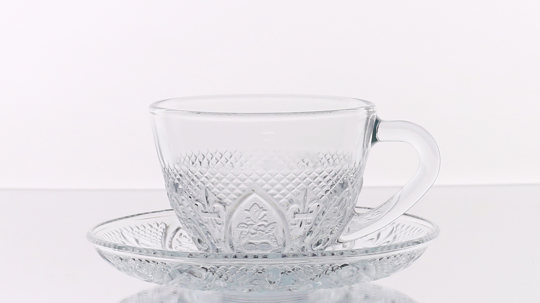 Specialty – Punch Cup + Saucer